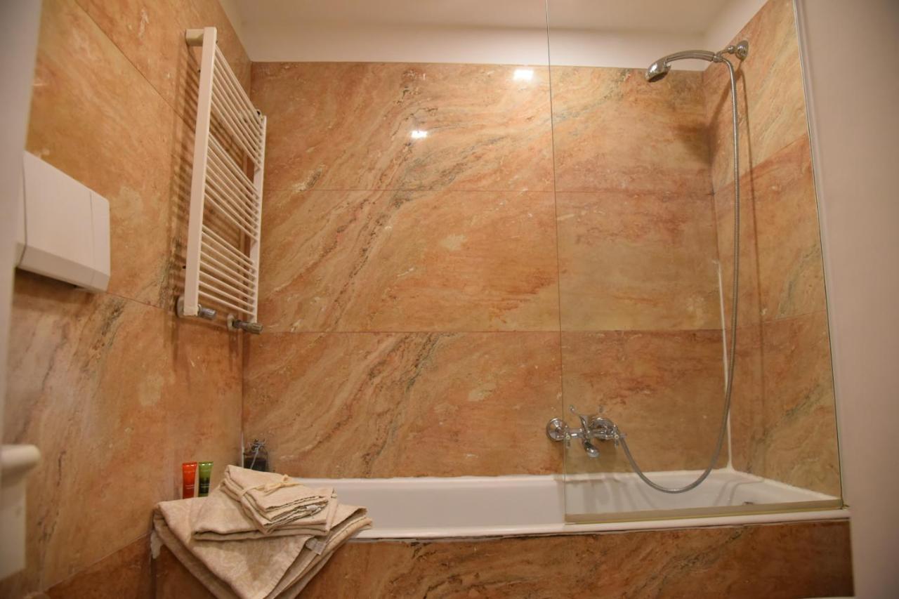 Falegnami Apartment Рим Екстериор снимка